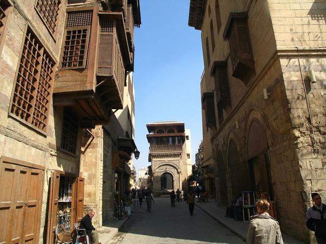 Al-Mu'izz Street